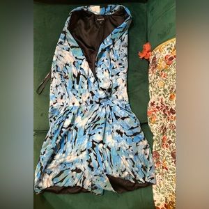 3 items! 2 dresses; 1 romper XS